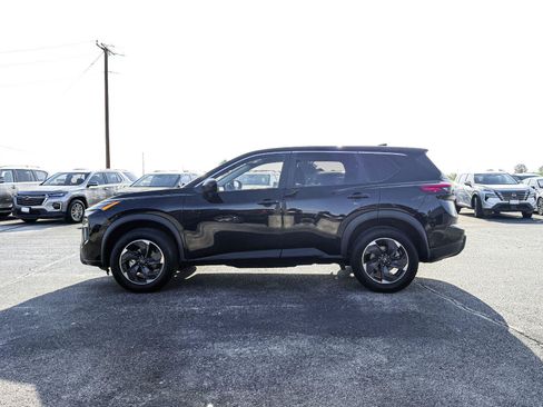 Used 2024 Nissan Rogue SV FWD image 13