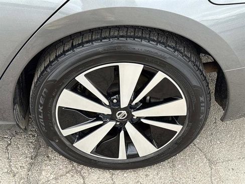 Used 2019 Nissan Altima 2.5 SV image 30