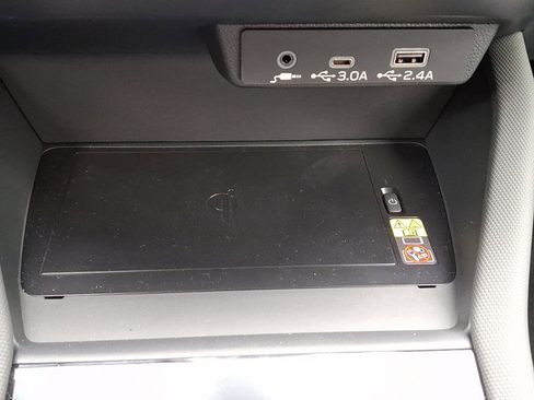 New 2025 Subaru Forester Limited image 21