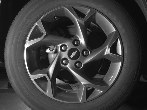 Used 2025 Chevrolet Trax LT image 15