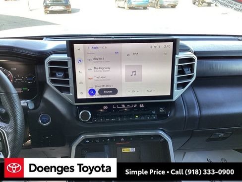 Used 2024 Toyota Sequoia Platinum image 16