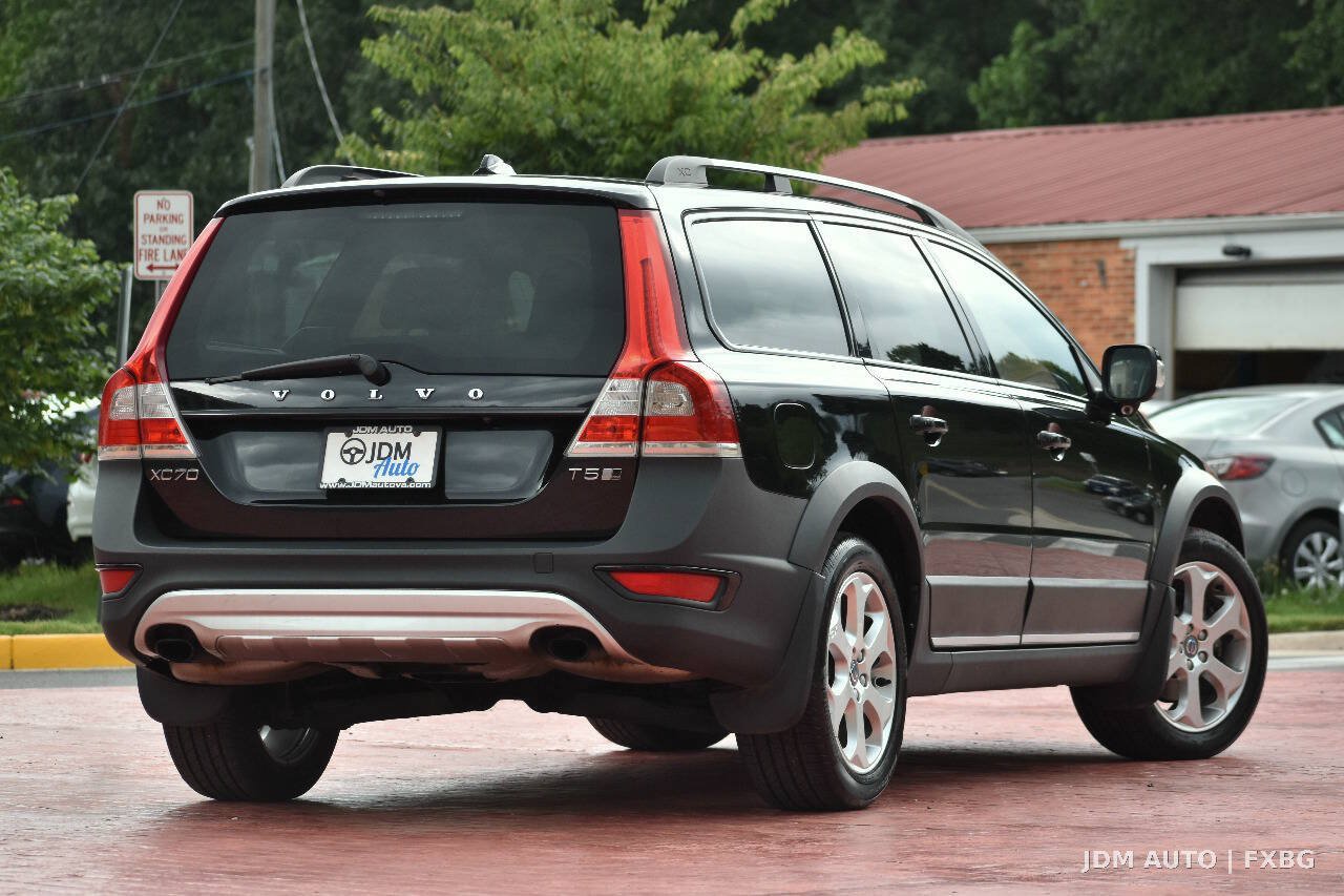 Used 2016 Volvo XC70 T5 Premier w/ Proximity Package AWD/4WD image 5