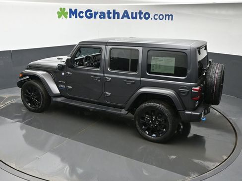 Used 2023 Jeep Wrangler Unlimited Sahara image 23