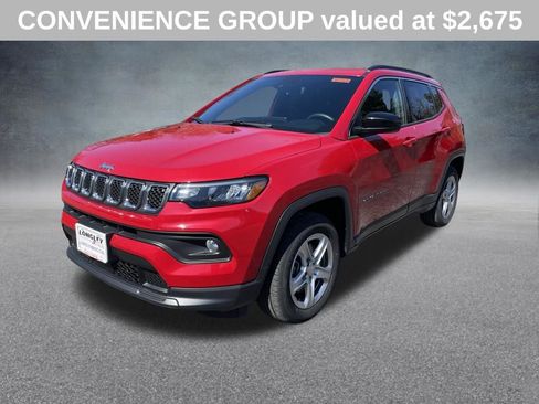 Used 2023 Jeep Compass Latitude w/ Sun and Sound Group image 4