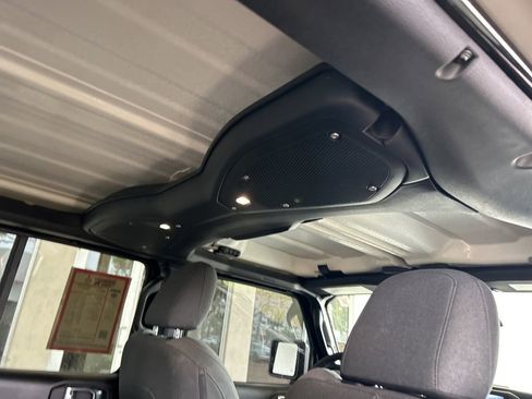 Used 2025 Jeep Wrangler Unlimited Sport S 4xe AWD/4WD image 29