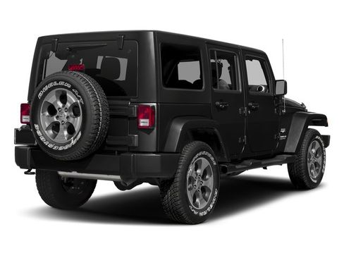 Certified 2016 Jeep Wrangler Unlimited Sahara w/ Connectivity Group AWD/4WD image 3