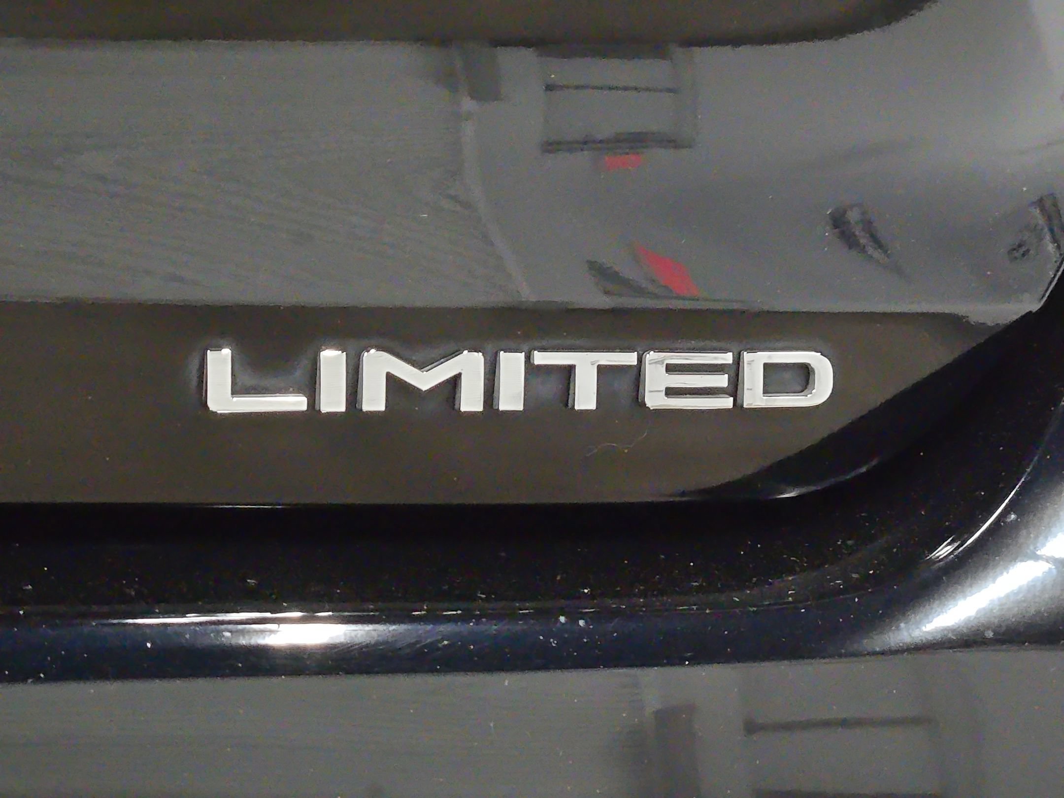 Used 2024 Toyota Highlander Limited AWD/4WD image 39