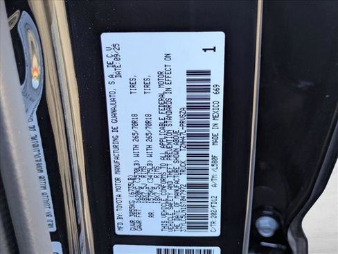 New 2025 Toyota Tacoma TRD Off-Road image 17