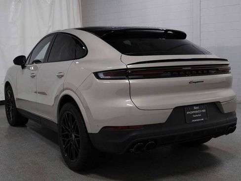 New 2026 Porsche Cayenne Coupe AWD/4WD image 3