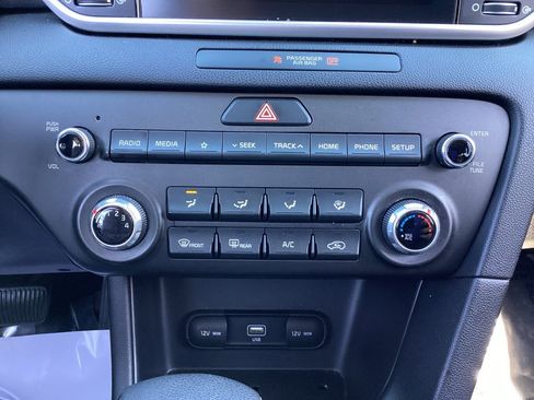 Used 2022 Kia Sportage LX FWD image 22