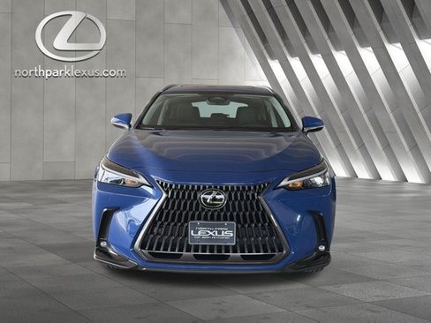 Certified 2025 Lexus NX 250 FWD w/ Towing Package (2000 Lbs) image 27