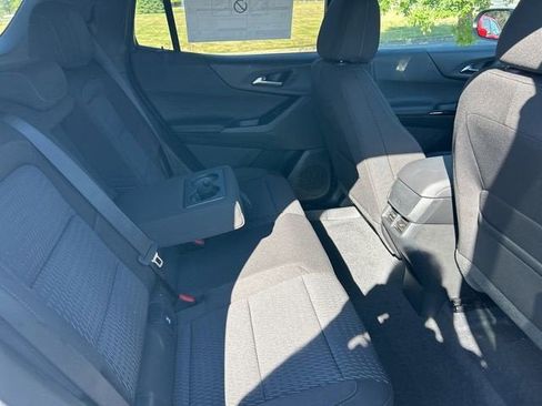 New 2026 Chevrolet Equinox LT image 30