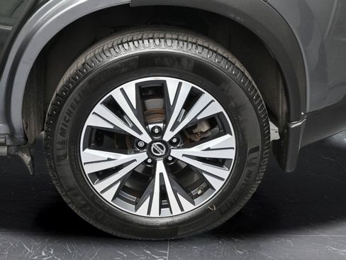 Used 2021 Nissan Rogue SV w/ Premium Package AWD/4WD image 13
