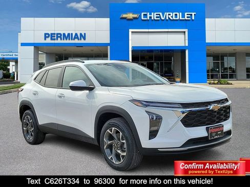 New 2026 Chevrolet Trax LT w/ Driver Confidence Package image 1