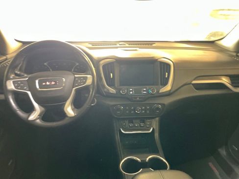 Used 2019 GMC Terrain SLT w/ Preferred Package image 17