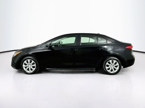 Used 2025 Toyota Corolla LE FWD image 4
