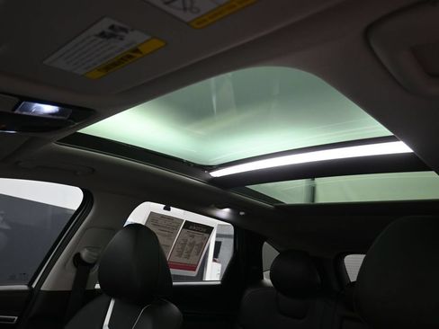 Used 2022 Hyundai Tucson Limited FWD image 10