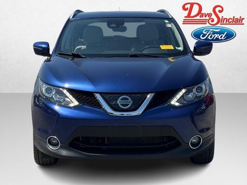 Used 2019 Nissan Rogue Sport SL w/ Premium Package AWD/4WD image 2