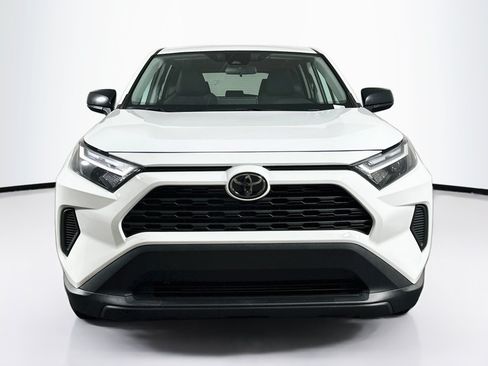 Used 2024 Toyota RAV4 LE FWD image 2