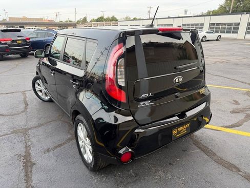 Used 2016 Kia Soul + w/ Audio Package FWD image 39