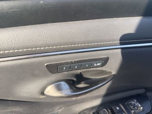 Used 2022 Lexus ES 350 w/ Premium Package image 10