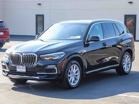 Used 2019 BMW X5 xDrive40i w/ Convenience Package AWD/4WD image 3