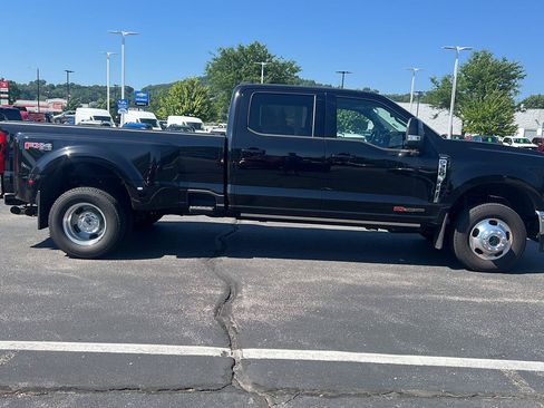 Used 2024 Ford F350 Lariat w/ Lariat Ultimate Package AWD/4WD image 5