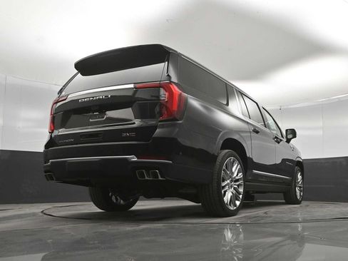 New 2026 GMC Yukon XL Denali w/ Denali Reserve Package AWD/4WD image 36