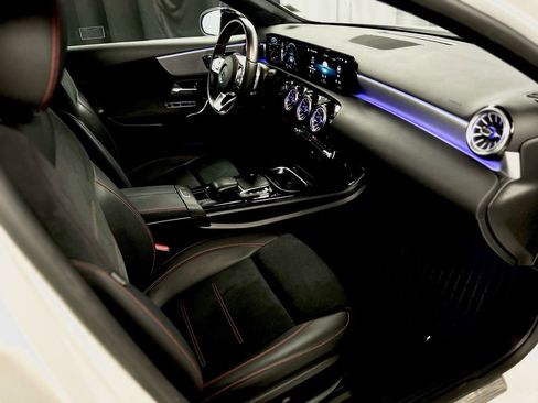 Used 2022 Mercedes-Benz A 220 4MATIC image 22