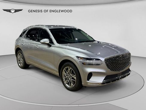 Used 2024 Genesis GV70 2.5T AWD/4WD image 7
