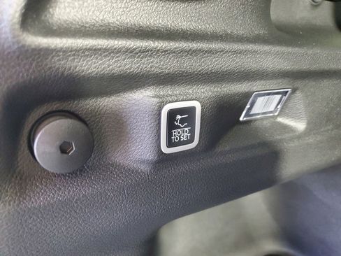 New 2025 Jeep Grand Cherokee L Limited image 33