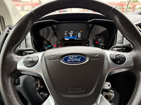 Used 2019 Ford Transit 150 XLT image 17