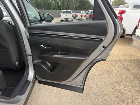 Used 2023 Hyundai Tucson Blue AWD/4WD image 16
