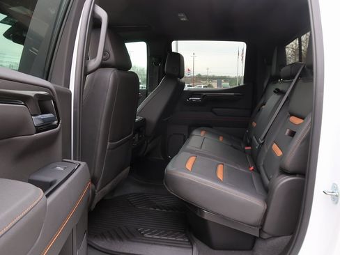 Certified 2022 GMC Sierra 1500 AT4 w/ AT4 Premium Package image 28