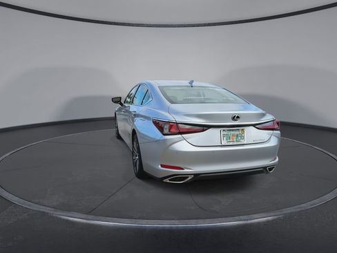 Used 2025 Lexus ES 350 w/ Premium Package image 7