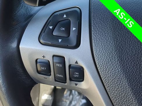 Used 2016 Ford Taurus SHO w/ Equipment Group 401A image 30