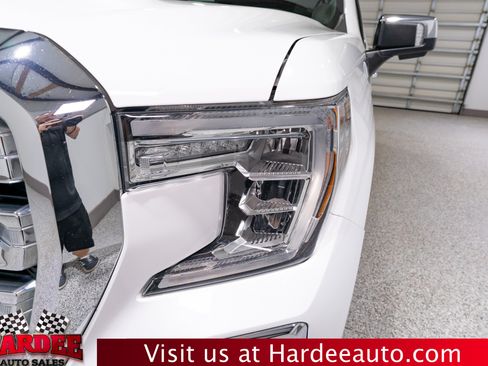 Used 2021 GMC Sierra 1500 SLT w/ SLT Premium Plus Package AWD/4WD image 8
