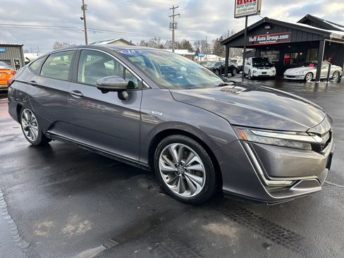 Used 2018 Honda Clarity Touring image 4
