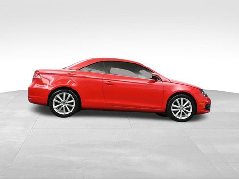 Used 2015 Volkswagen Eos Komfort FWD image 26