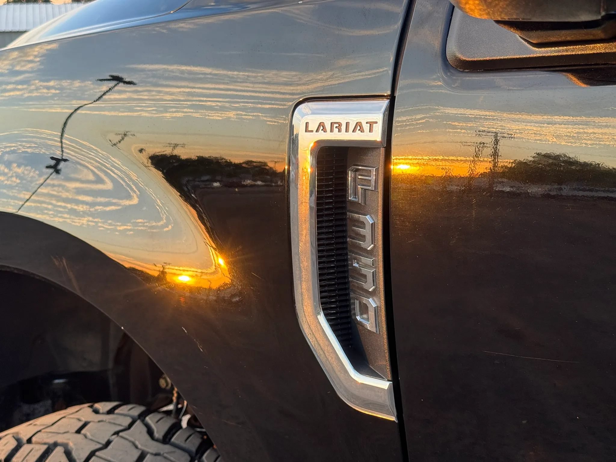 Used 2017 Ford F350 Lariat AWD/4WD image 13