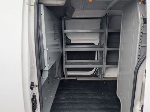 Used 2020 Nissan NV200 SV image 39