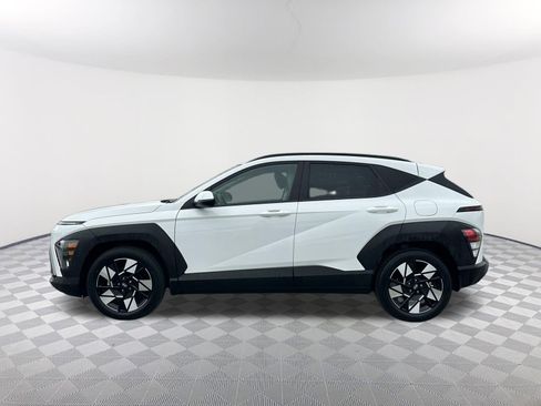 Used 2024 Hyundai Kona SEL w/ Convenience Package image 11