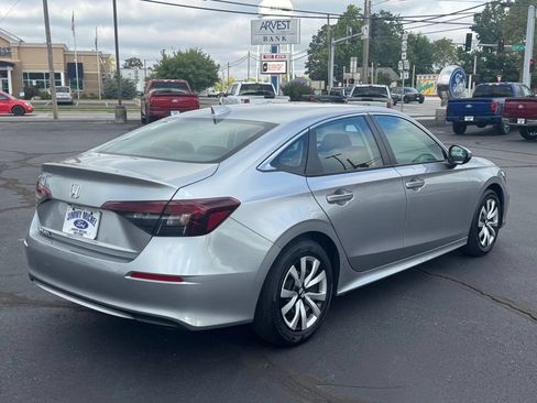 Used 2025 Honda Civic LX image 17