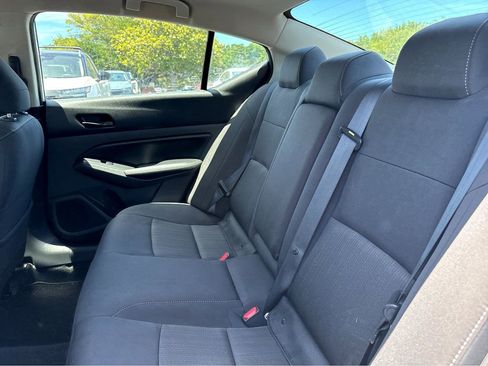 Used 2024 Nissan Altima 2.5 SV AWD/4WD image 15