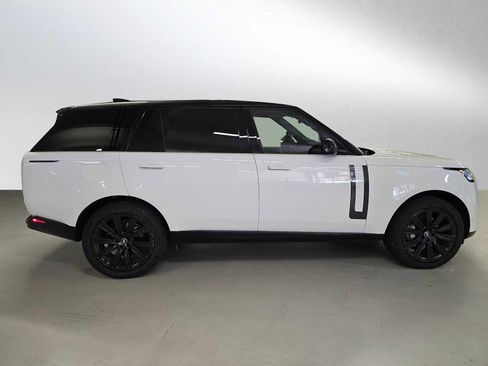 Used 2023 Land Rover Range Rover Long Wheelbase SE AWD/4WD image 6