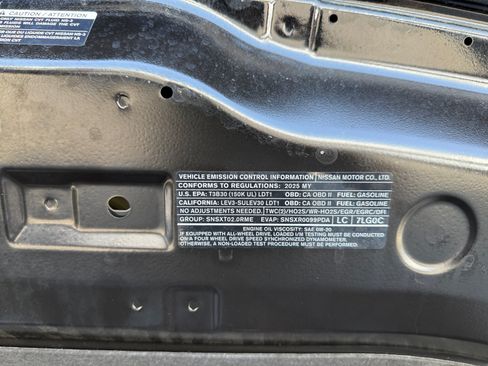 Used 2025 Nissan Kicks SV FWD image 14