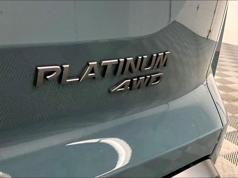 New 2026 Nissan Pathfinder Platinum image 19