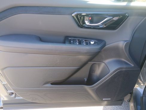 New 2026 Subaru Forester Limited image 8