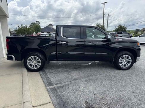 Used 2026 Chevrolet Silverado 1500 LTZ AWD/4WD image 5