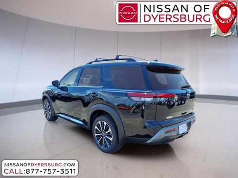 New 2026 Nissan Pathfinder Platinum w/ Cargo Package AWD/4WD image 5